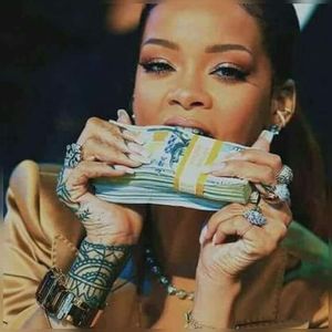 Meet your Posher, Nia